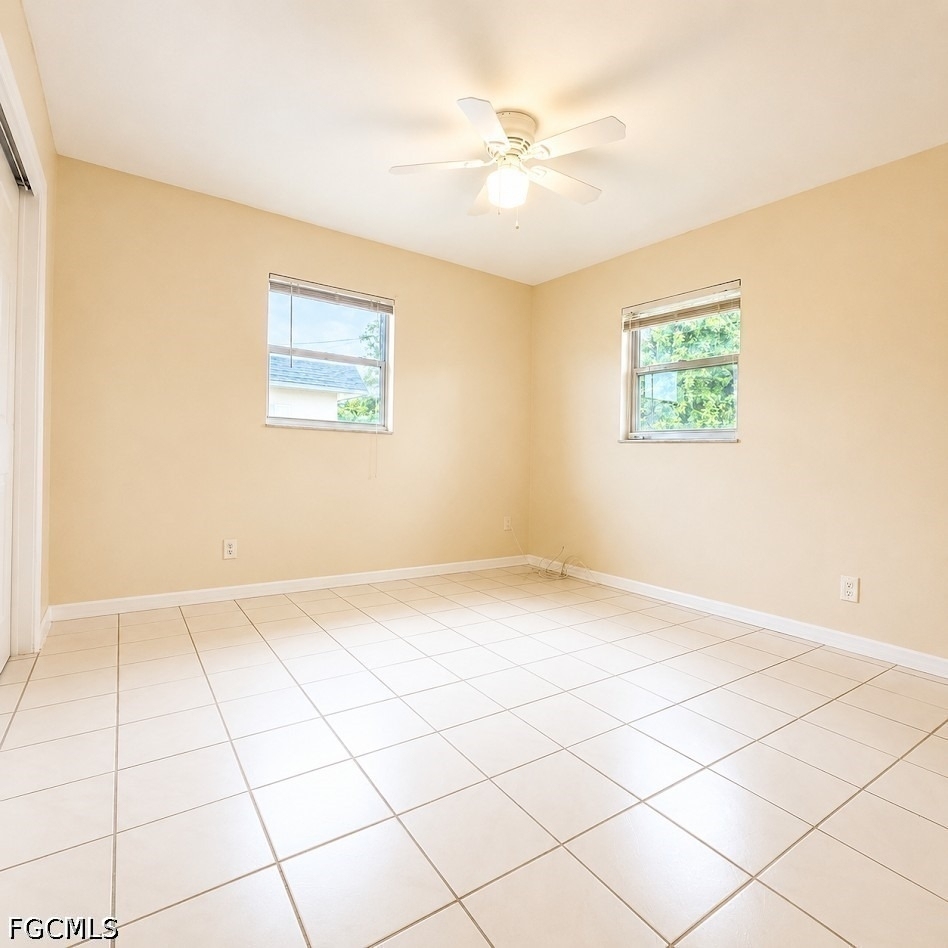 5649 6th Avenue - Photo 3