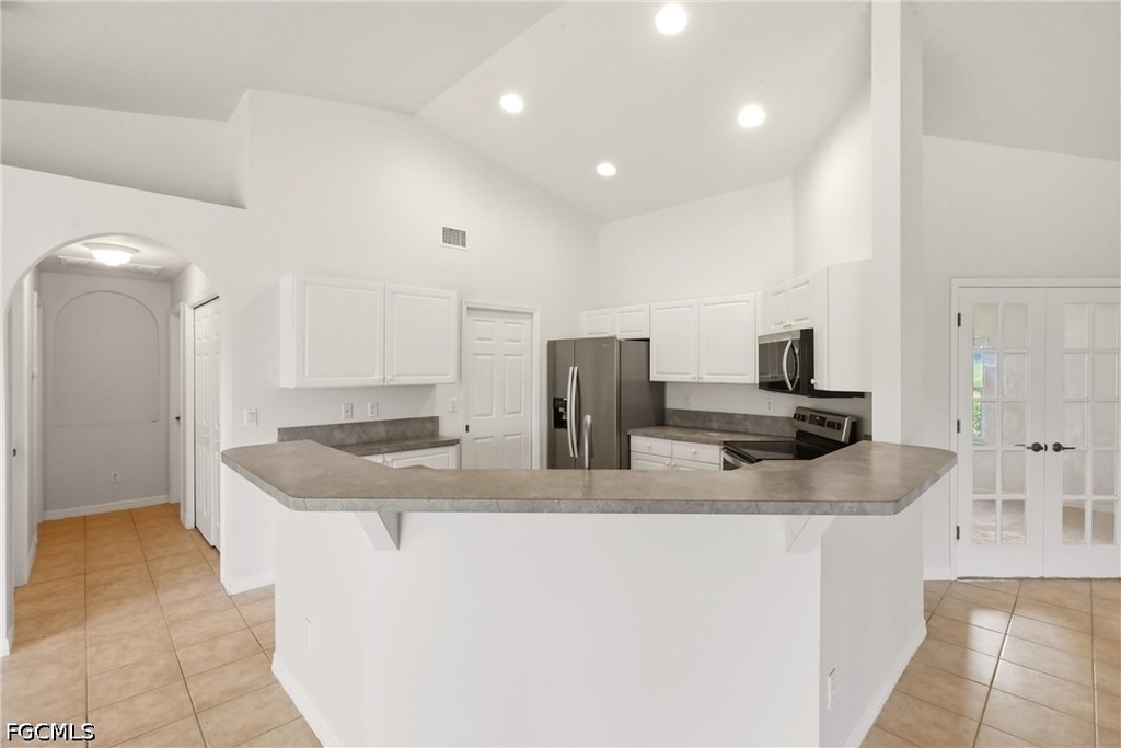 2600 Sw 1st Street - Photo 11
