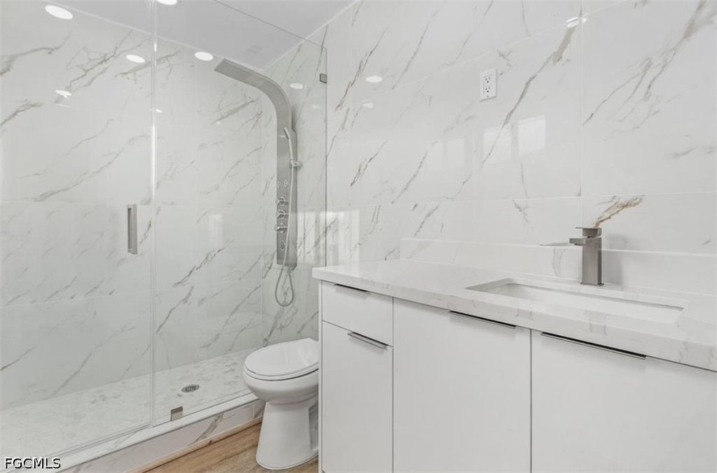 6043 Birnam Wood Lane - Photo 6