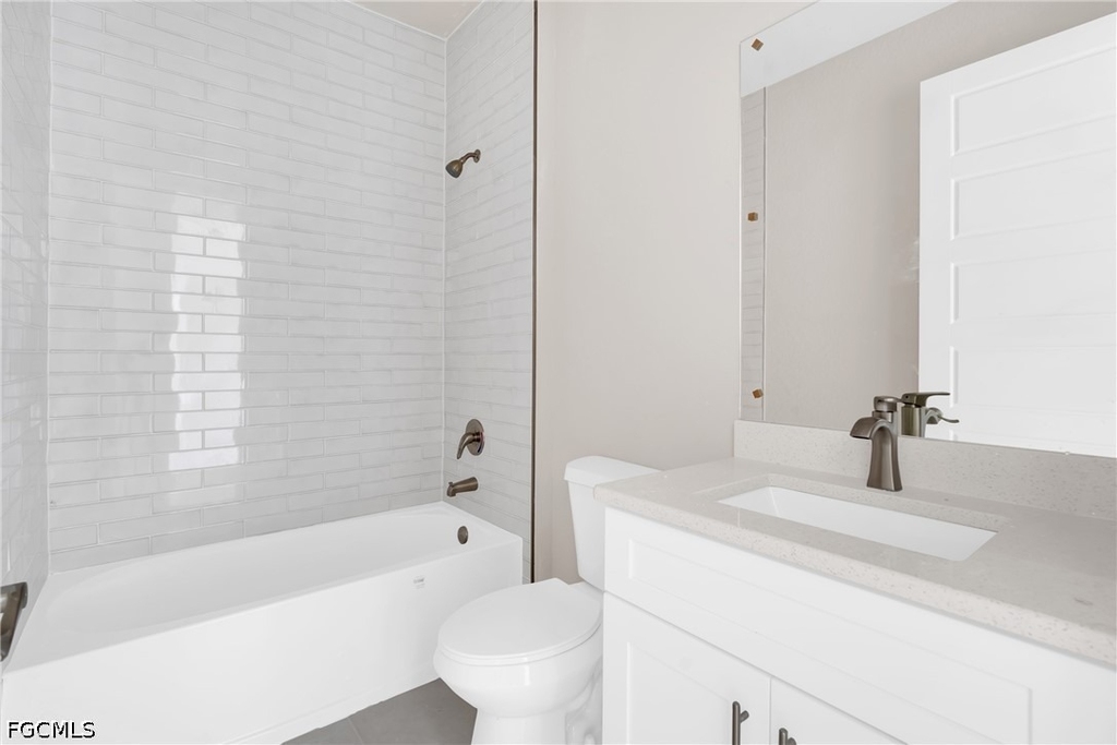 208 Clover Avenue - Photo 7