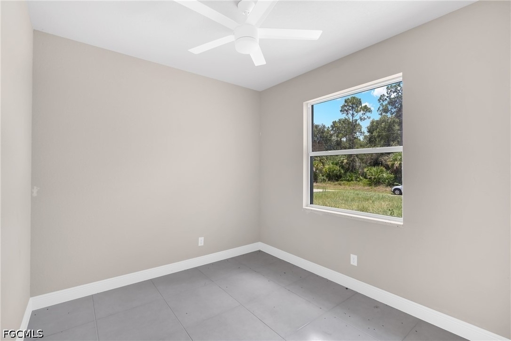 208 Clover Avenue - Photo 5