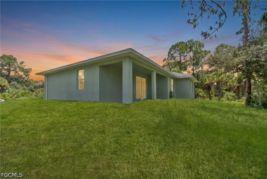 208 Clover Avenue - Photo 14
