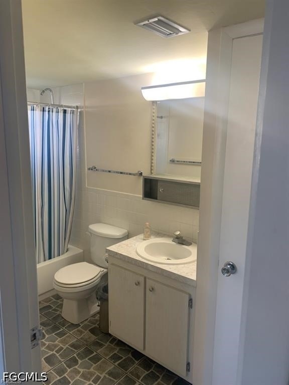 2828 Jackson Street - Photo 8