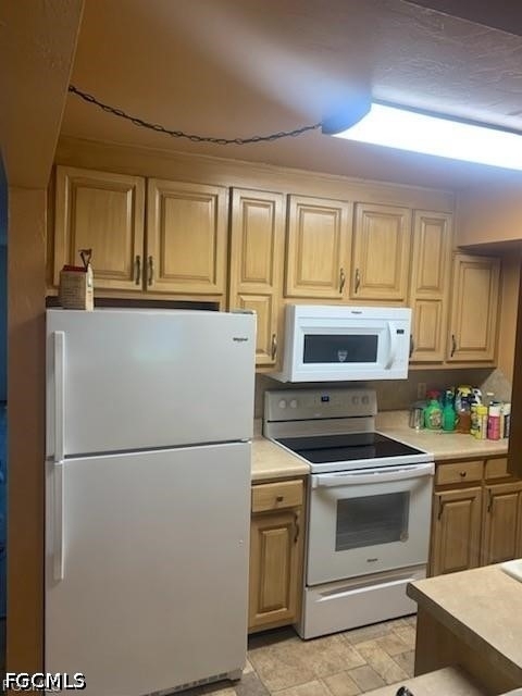 2828 Jackson Street - Photo 3