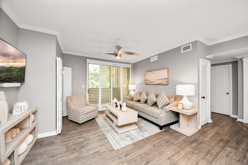 2111 Welch Street - Photo 5