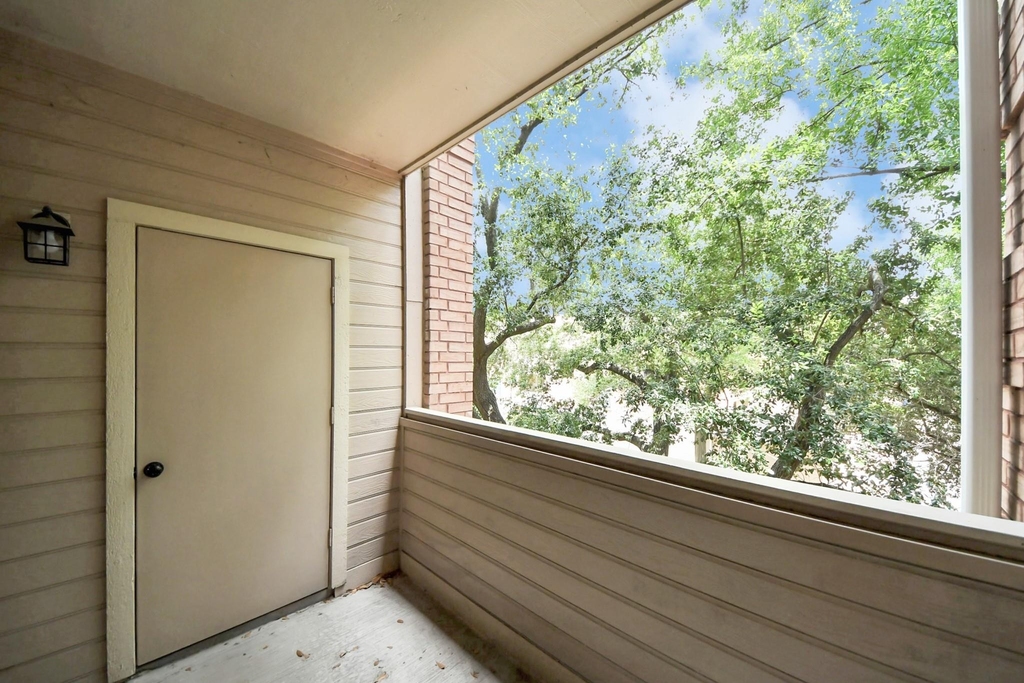 2111 Welch Street - Photo 24