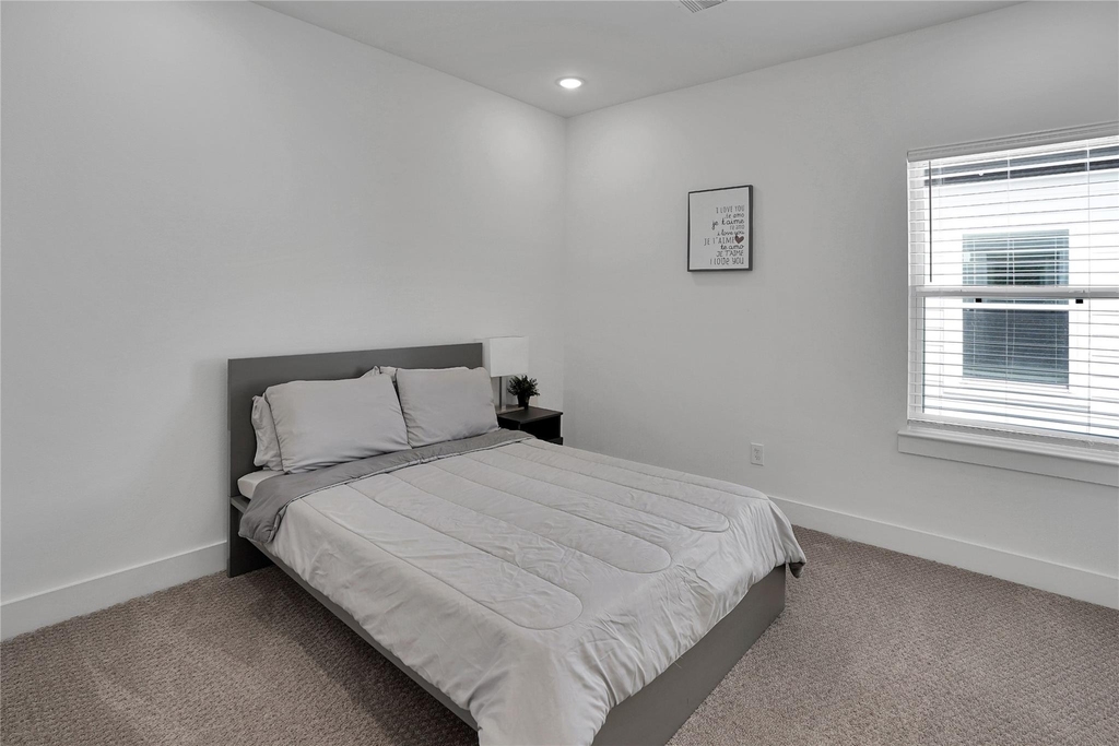 2711 Rosalie Street - Photo 21