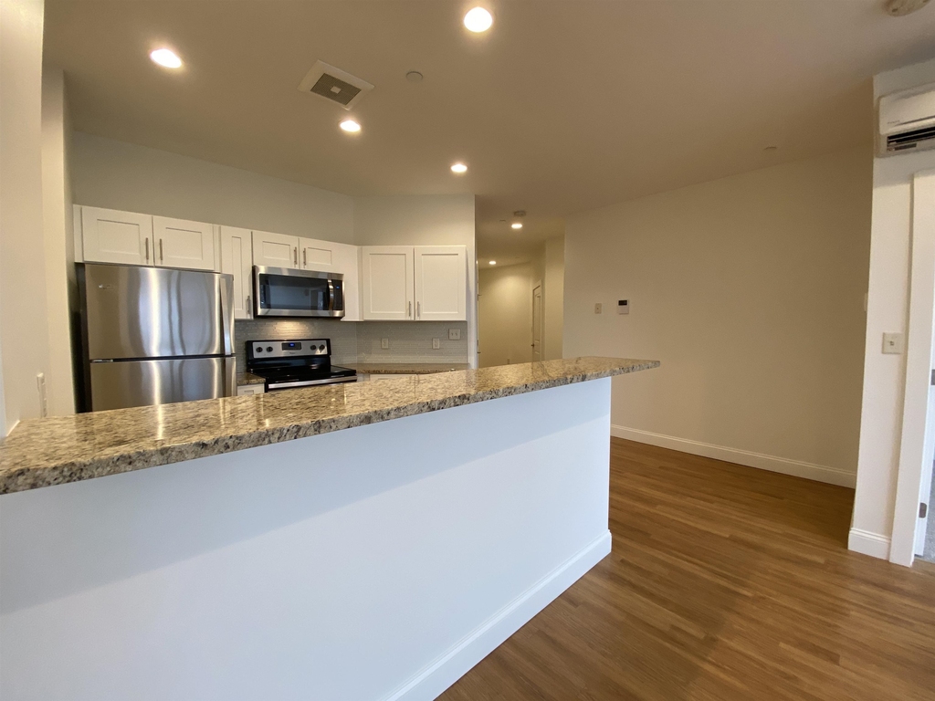 875 Elm - Photo 13