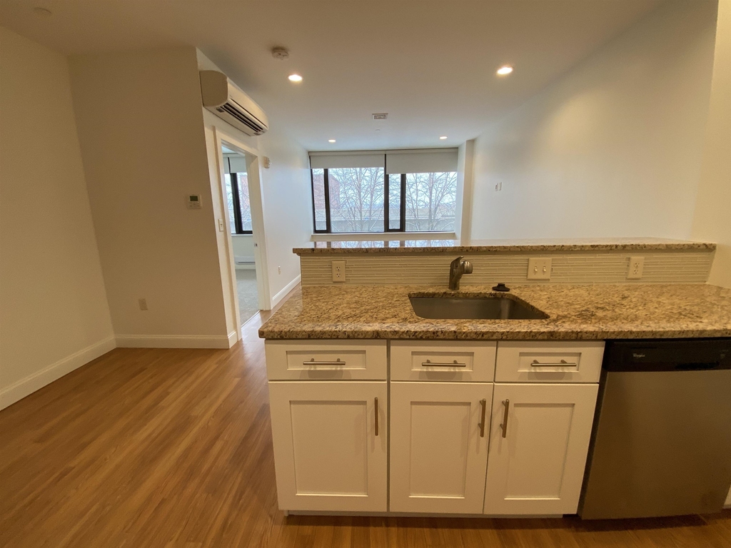 875 Elm - Photo 14