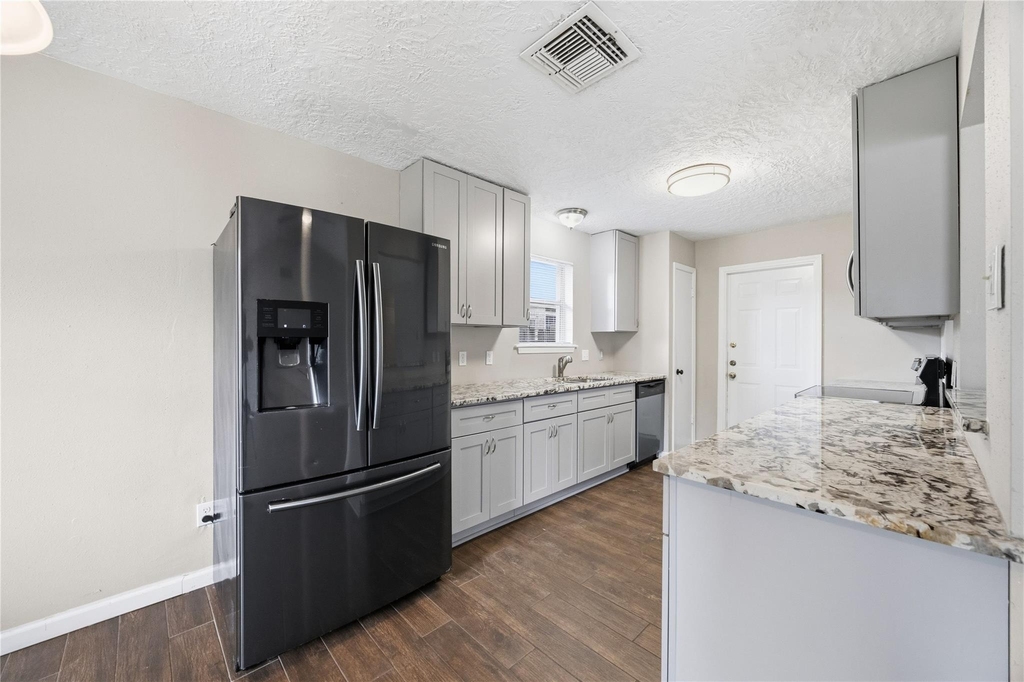 2778 Glen Haven Drive - Photo 6
