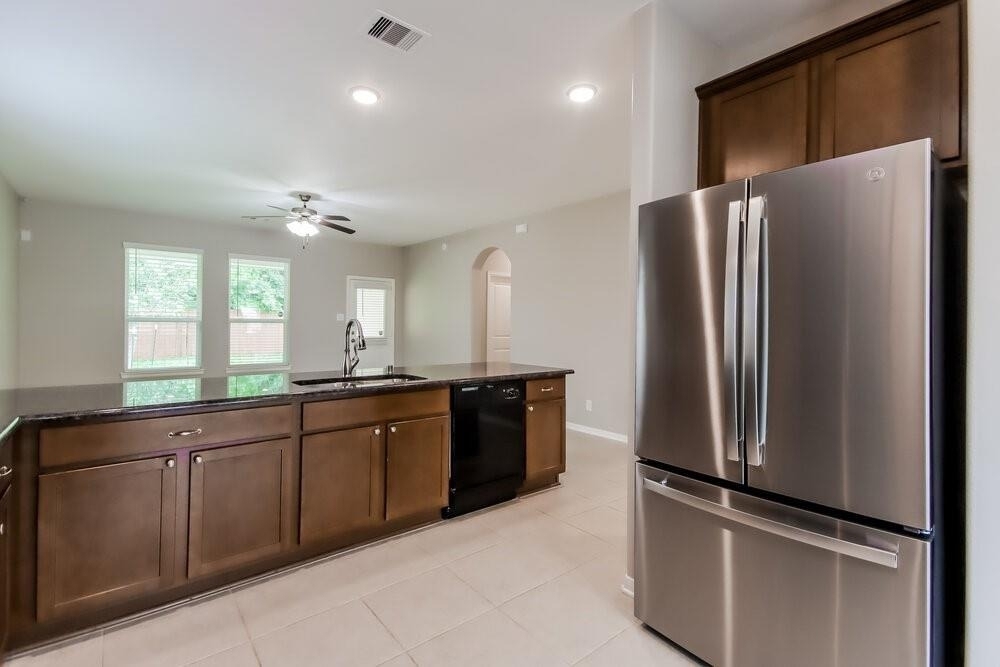 614 Companion Drive - Photo 4