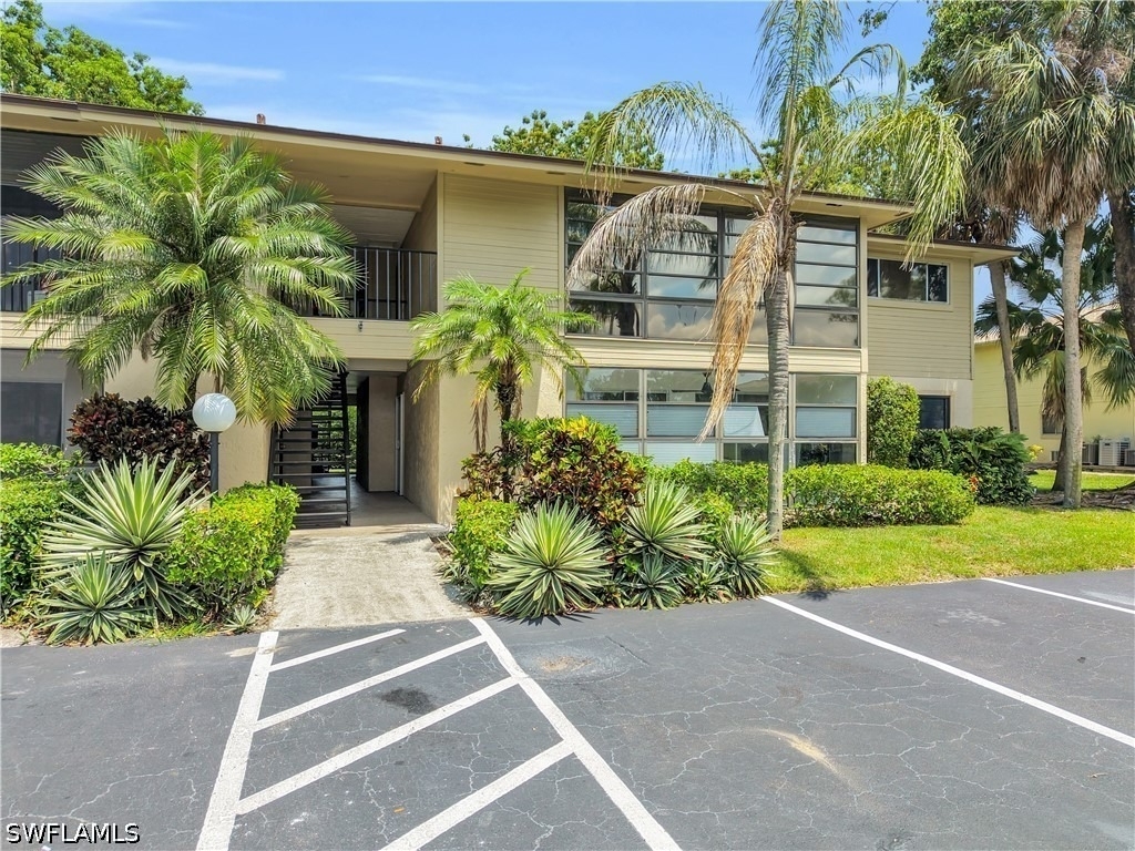 5713 Foxlake Drive - Photo 4