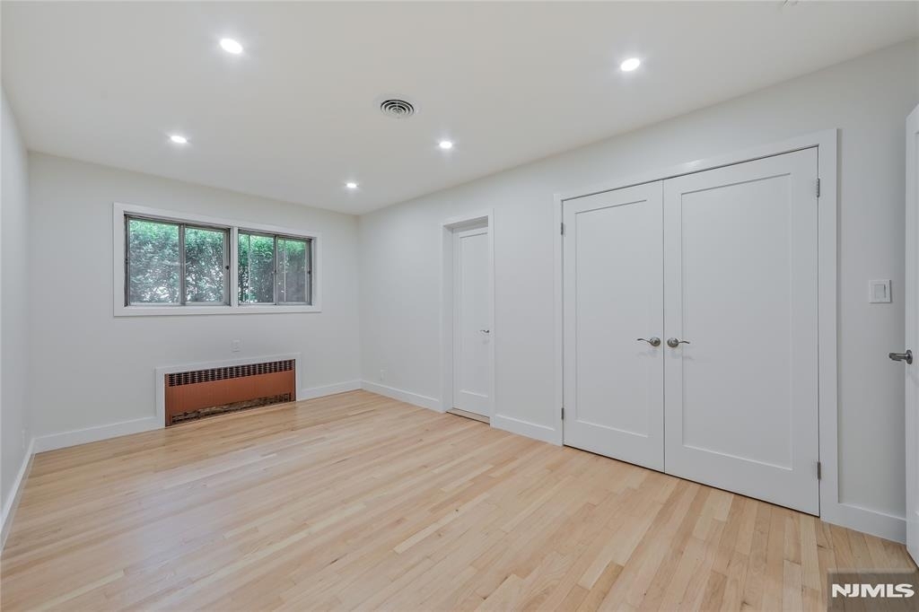 21 E Central - Photo 13