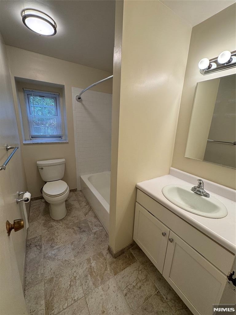 255 Piermont - Photo 6
