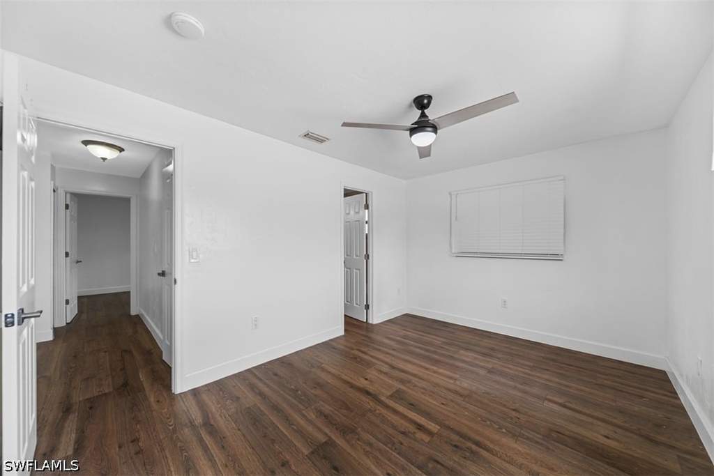 5460 Bayshore Road - Photo 11