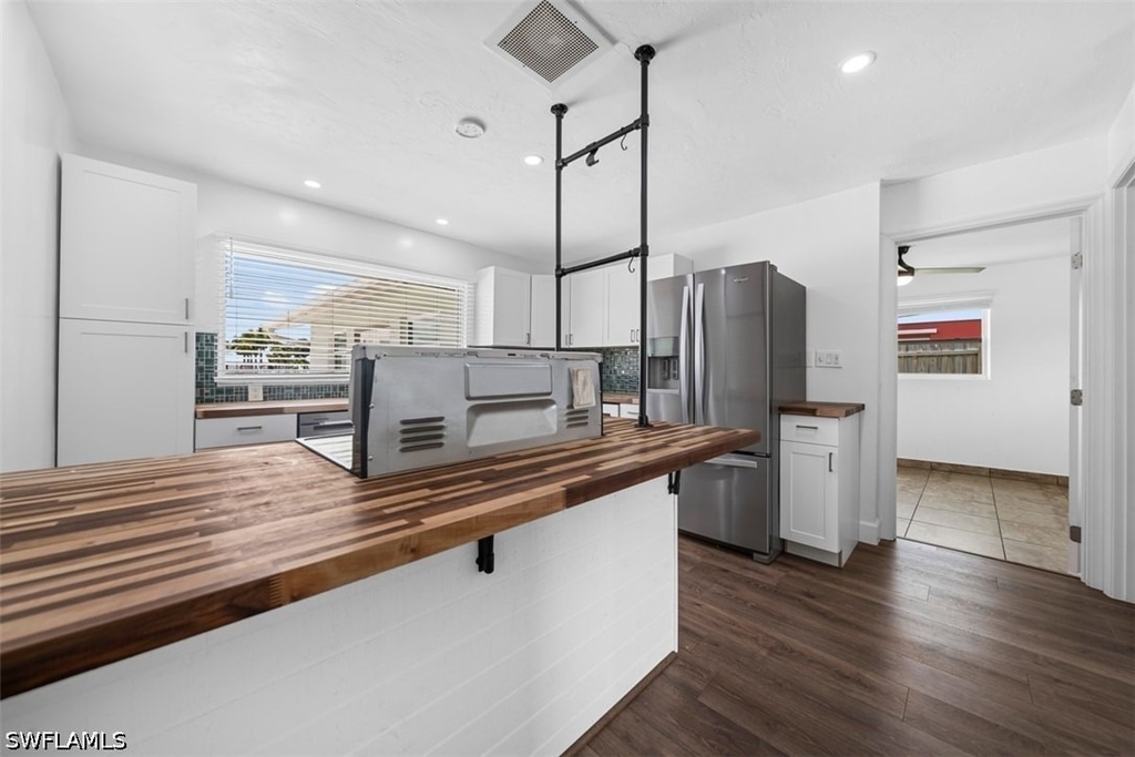 5460 Bayshore Road - Photo 7