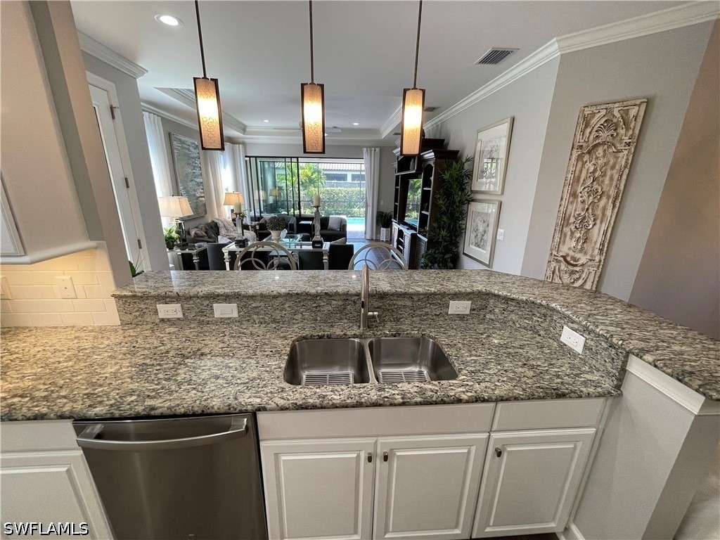 8328 Lucello Terrace N - Photo 6
