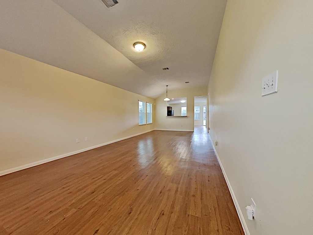 4026 Hawthorne Glen Court - Photo 1