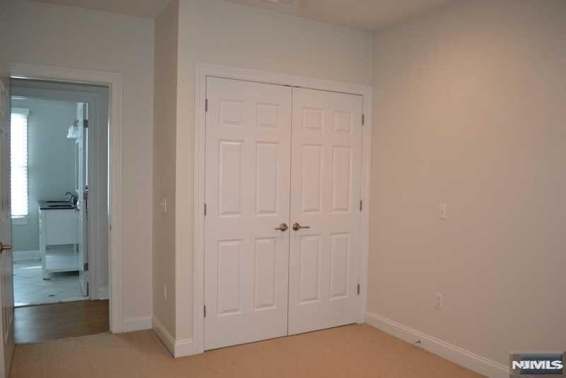 201-205 Franklin - Photo 18