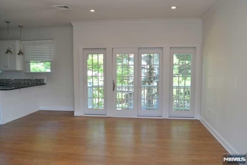 201-205 Franklin - Photo 2