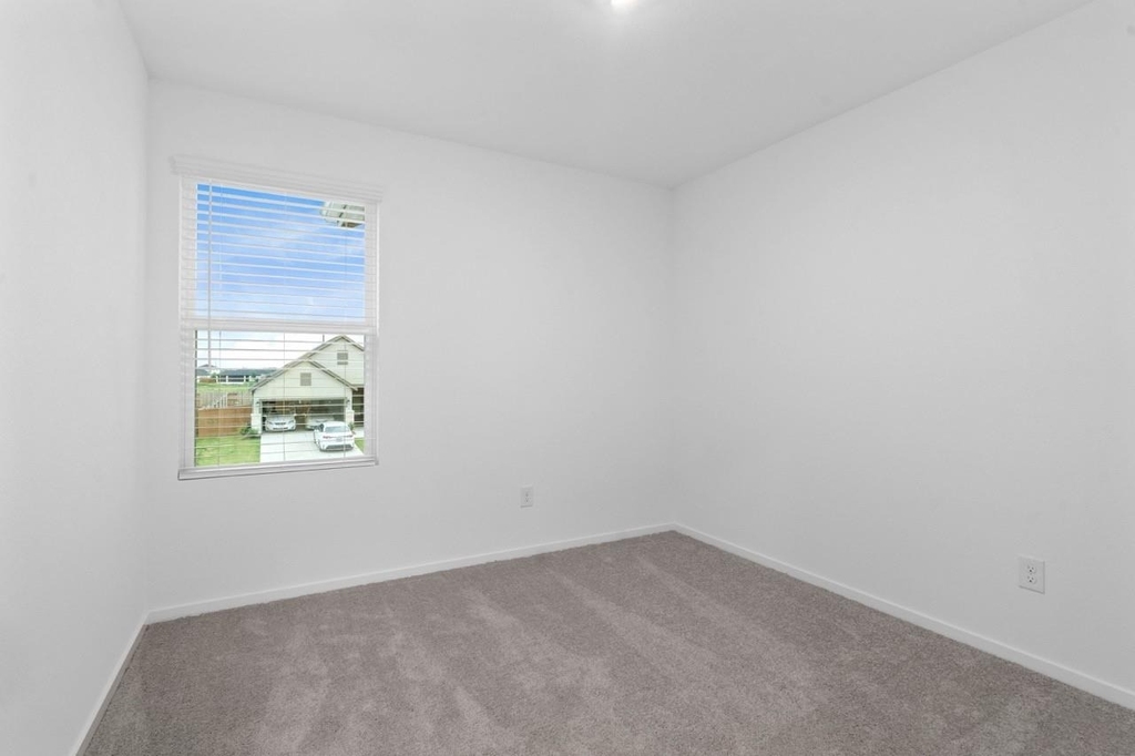 2074 Solstice Landing Drive - Photo 28