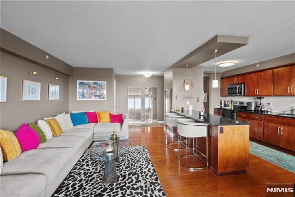 60 Parkway - Photo 7