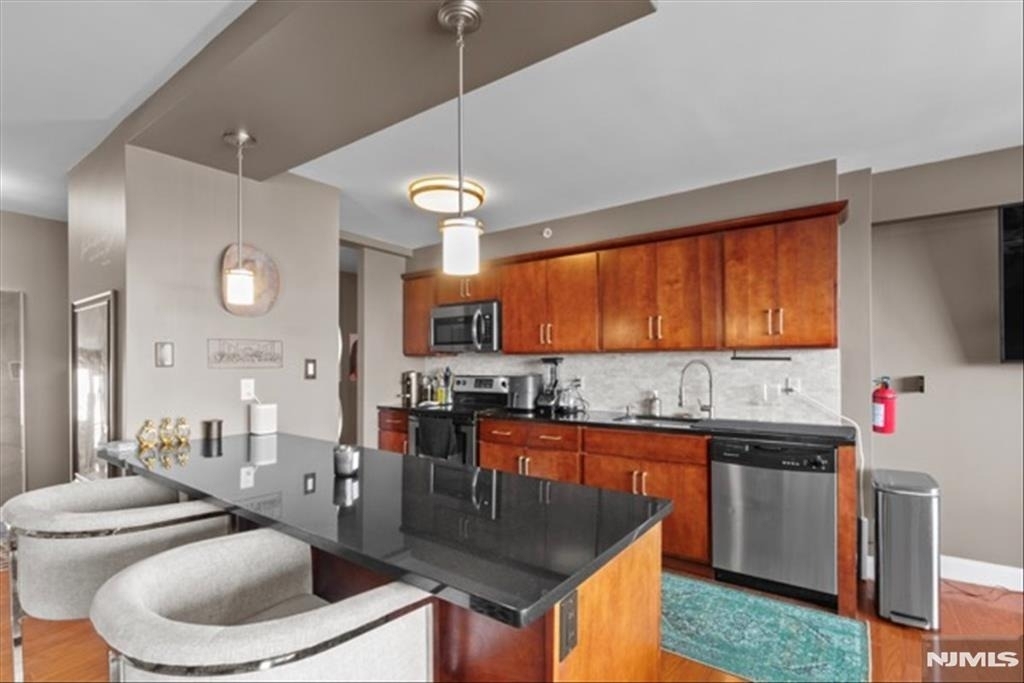 60 Parkway - Photo 15