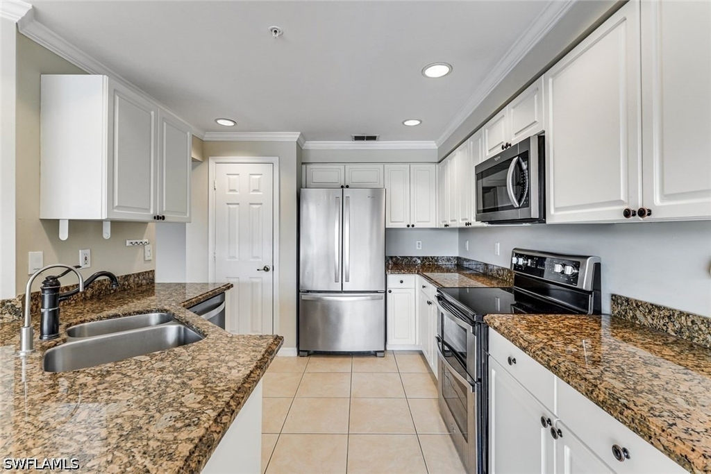 7756 Gardner Drive - Photo 8
