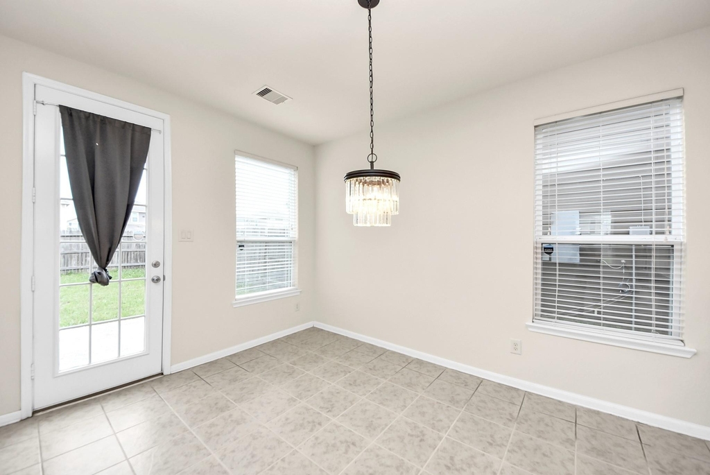 19403 Tinway Court - Photo 36