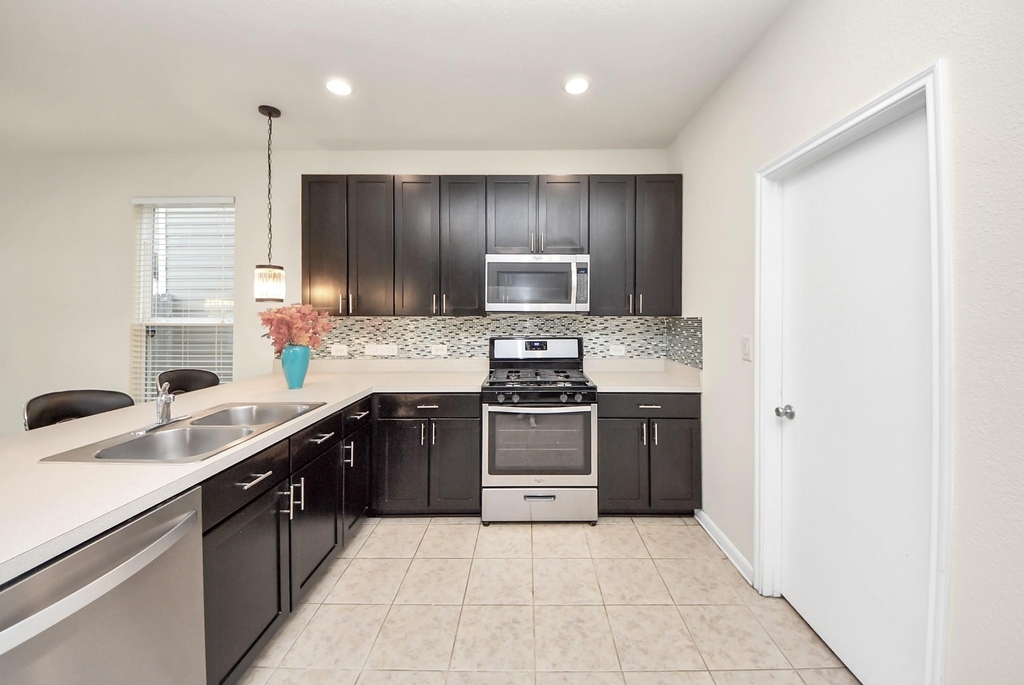 19403 Tinway Court - Photo 15