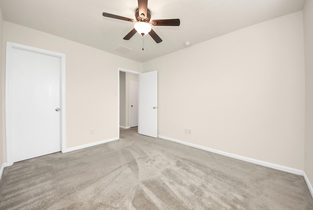 19403 Tinway Court - Photo 31