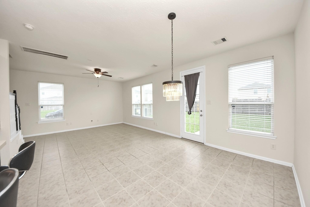 19403 Tinway Court - Photo 37