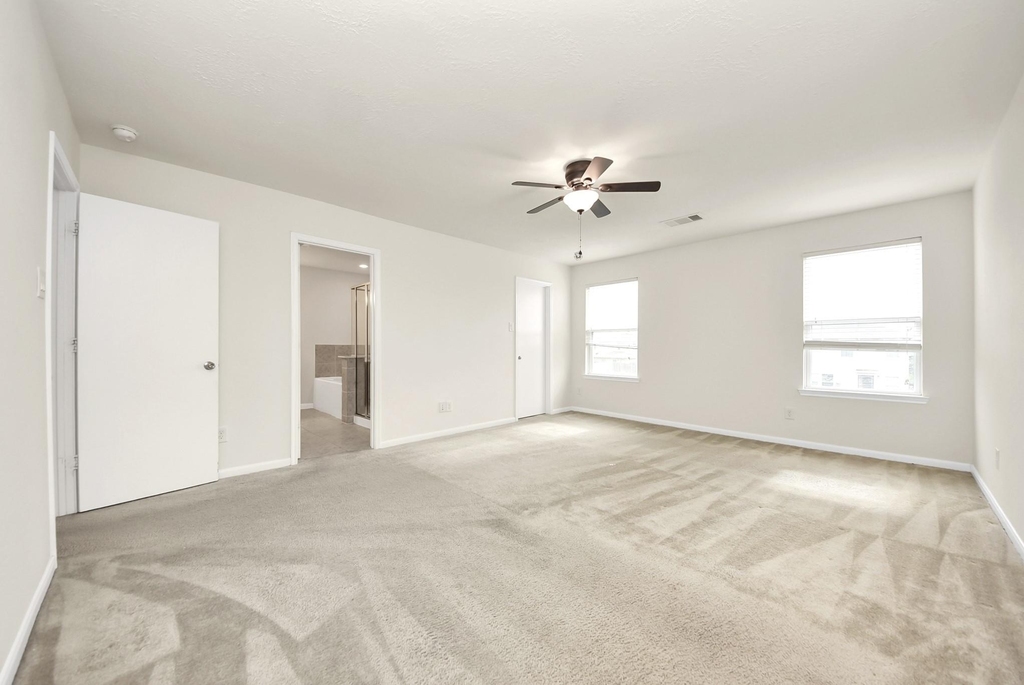 19403 Tinway Court - Photo 21