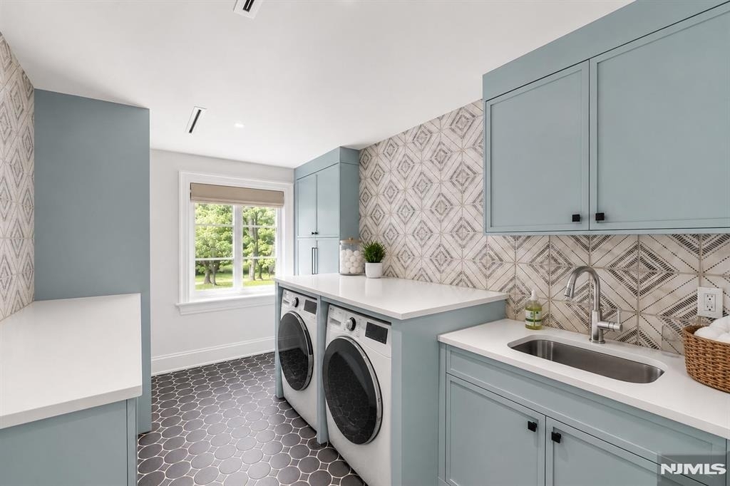 548 W Sylvan - Photo 33