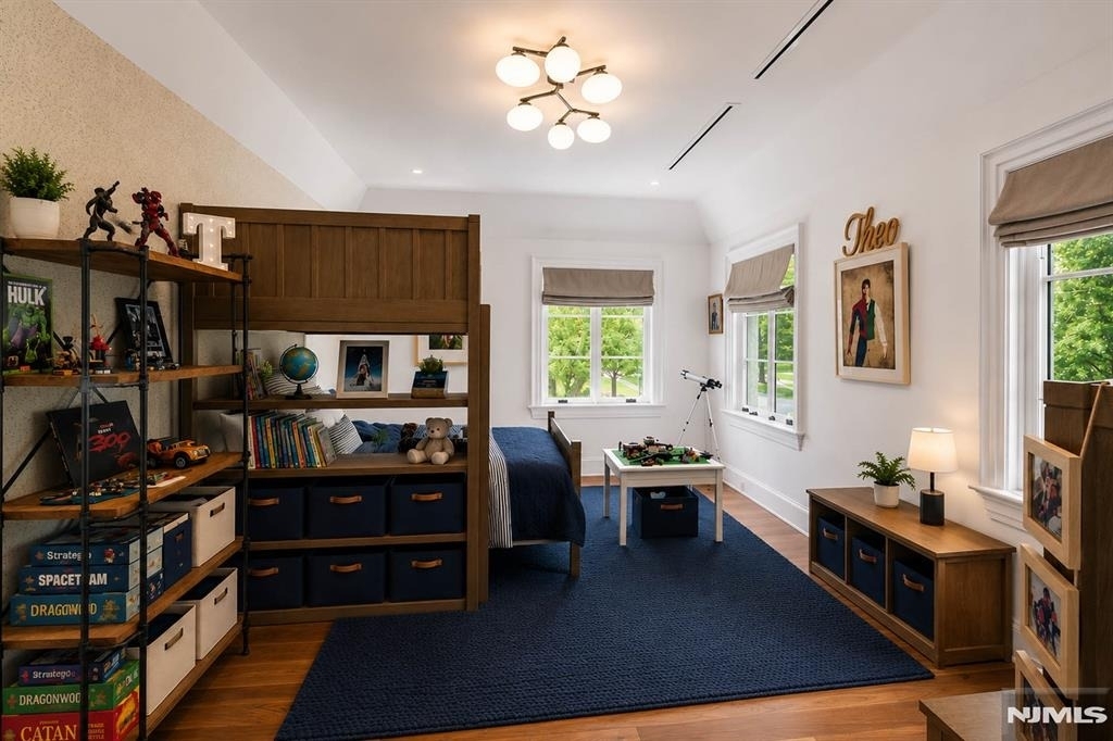 548 W Sylvan - Photo 28