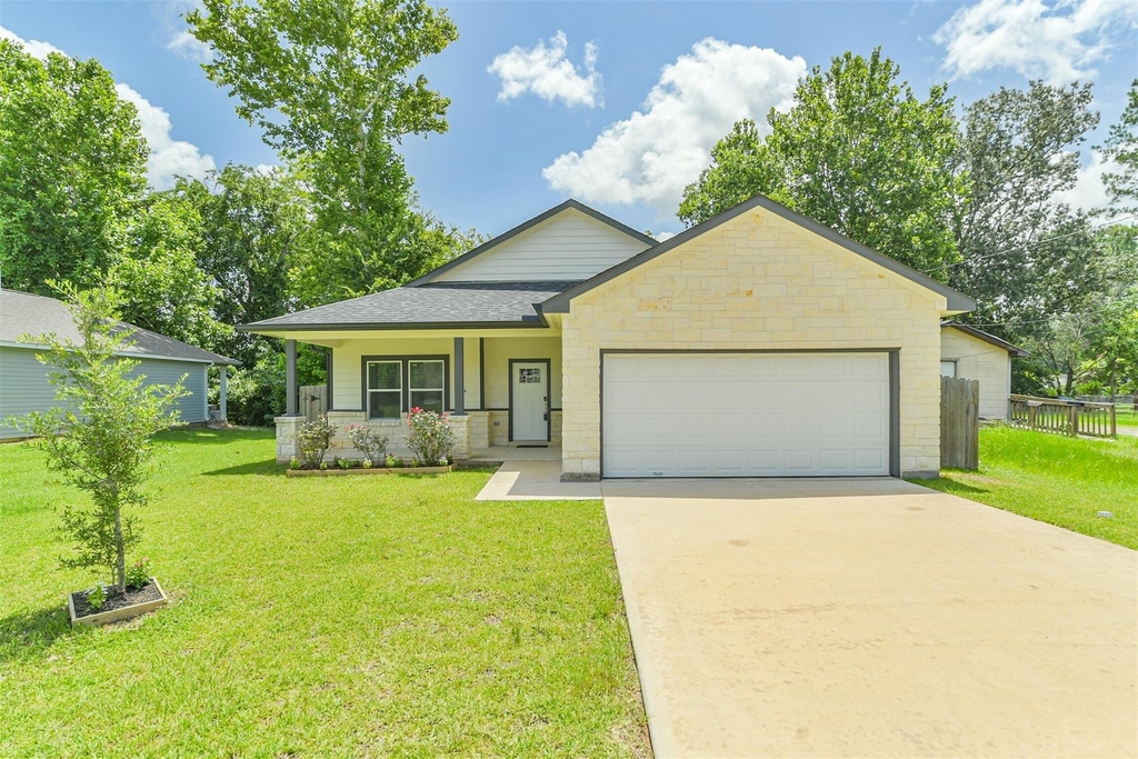 1016 Rachel B Scott Street - Photo 0