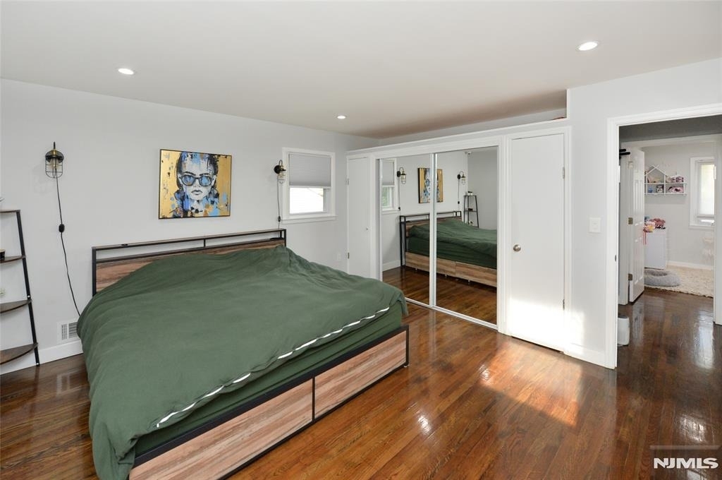 154 Middlesex - Photo 21