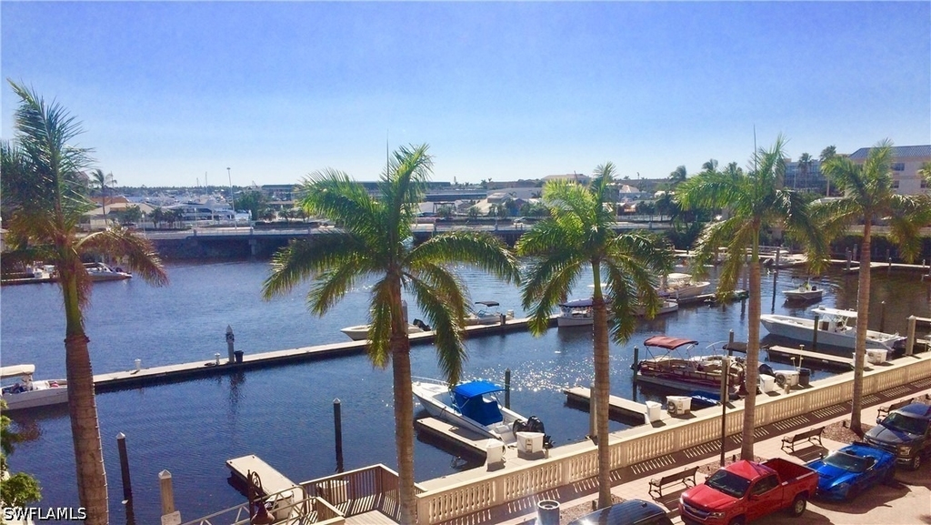 451 Bayfront Place - Photo 4