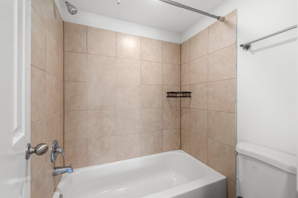 2750 Holly Hall Street - Photo 22