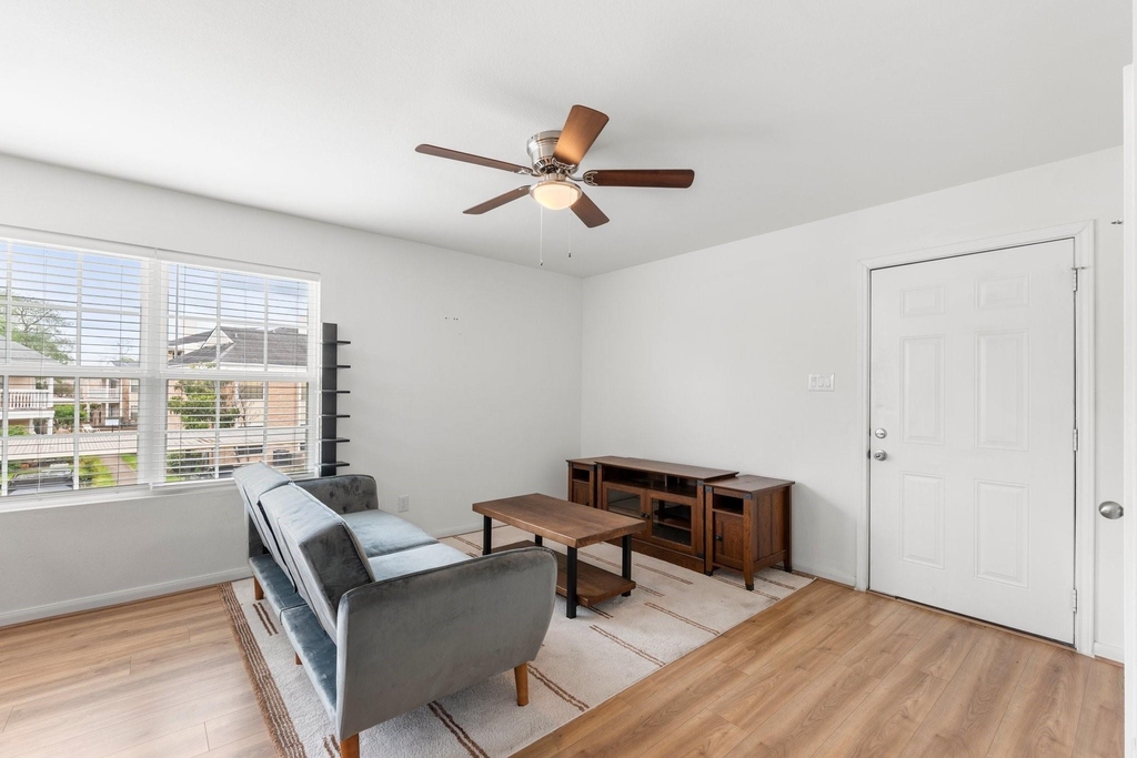 2750 Holly Hall Street - Photo 4