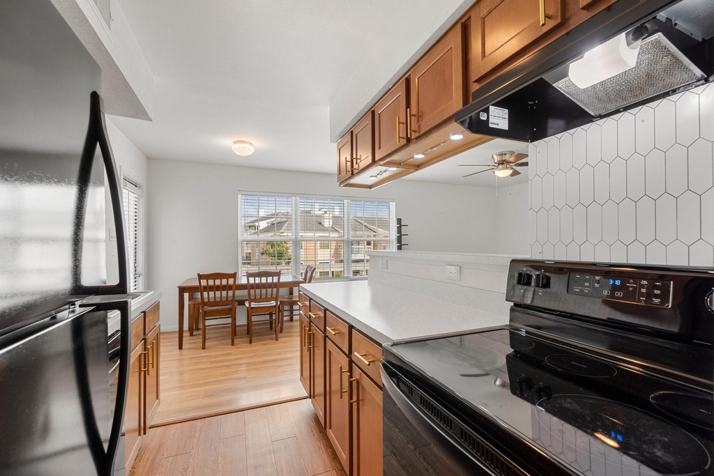 2750 Holly Hall Street - Photo 14