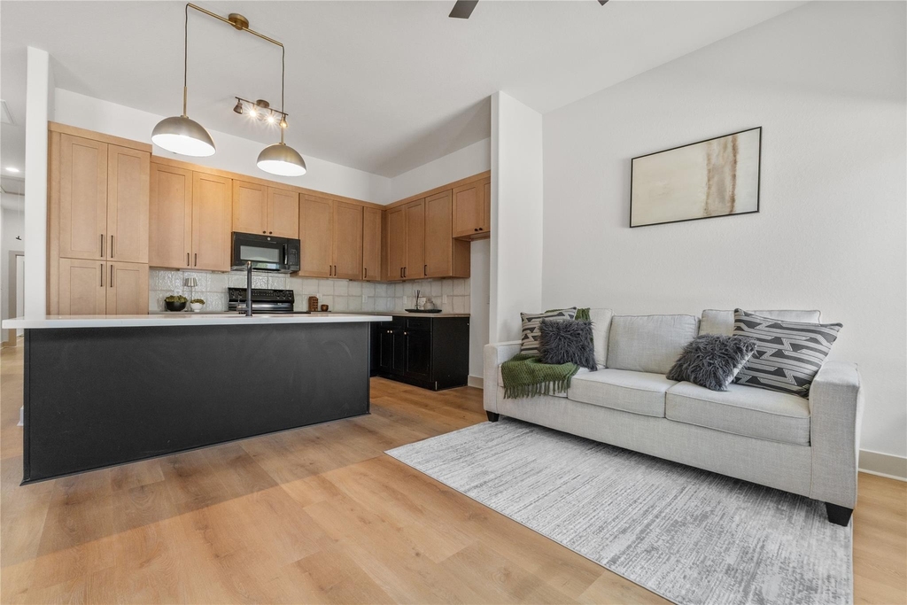 4214 Clover Street - Photo 10
