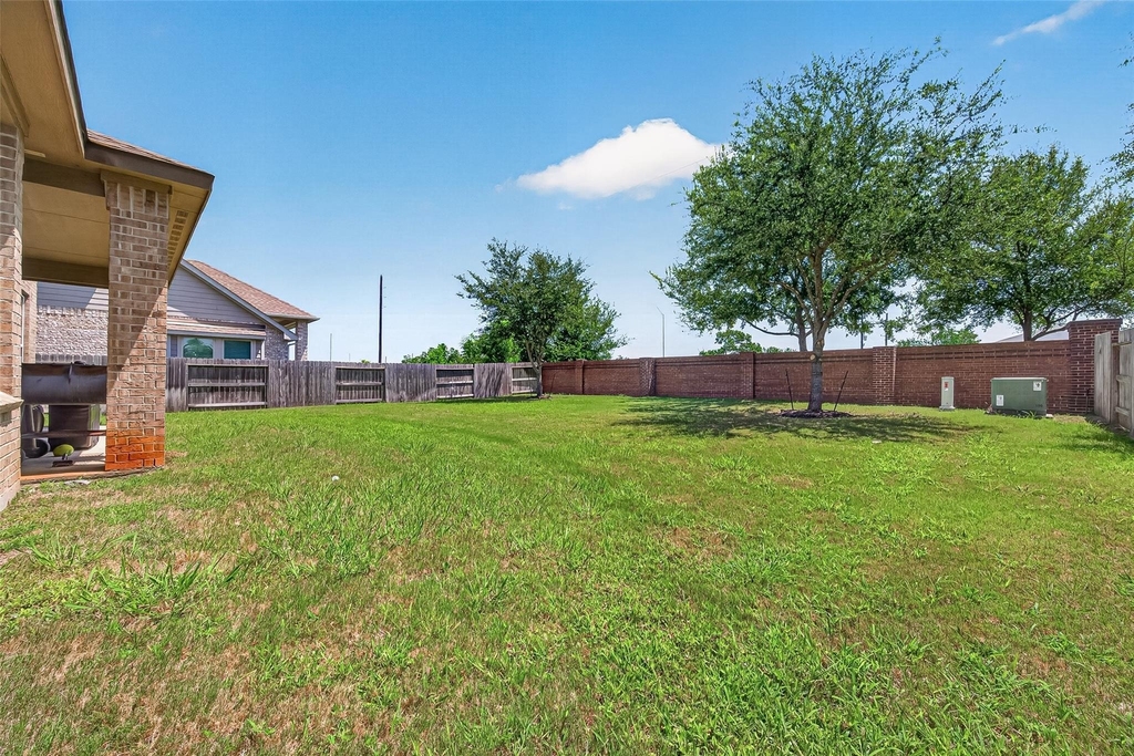 11611 Arbirlot Drive - Photo 45