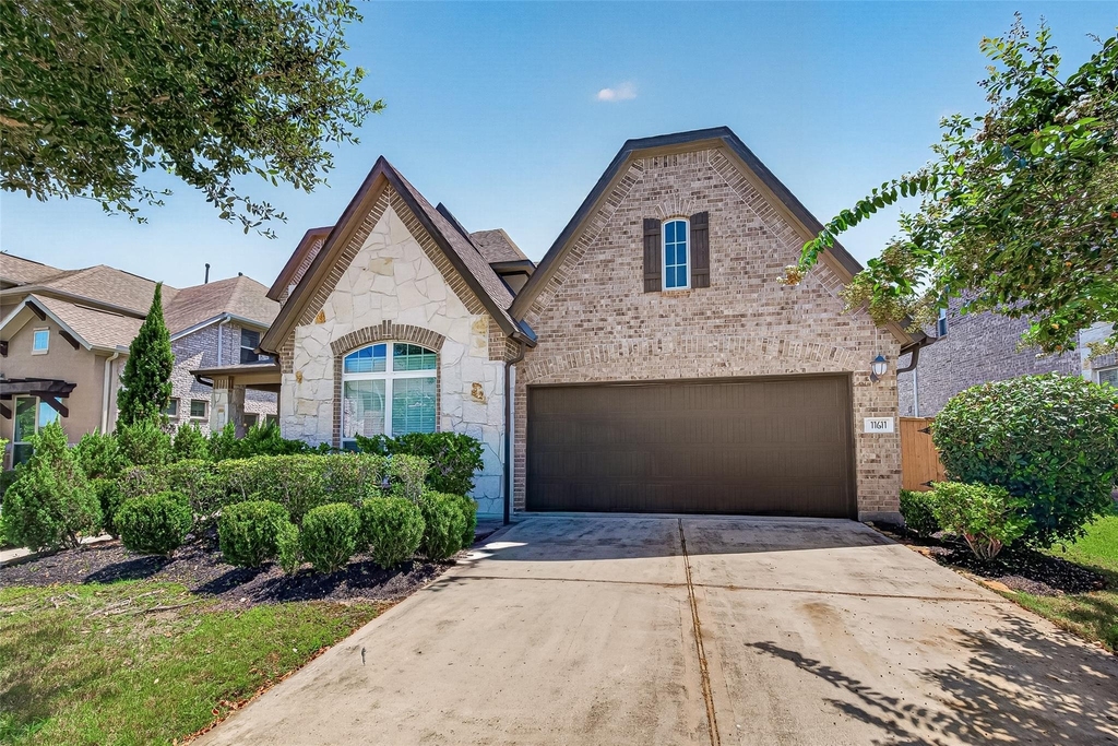 11611 Arbirlot Drive - Photo 0
