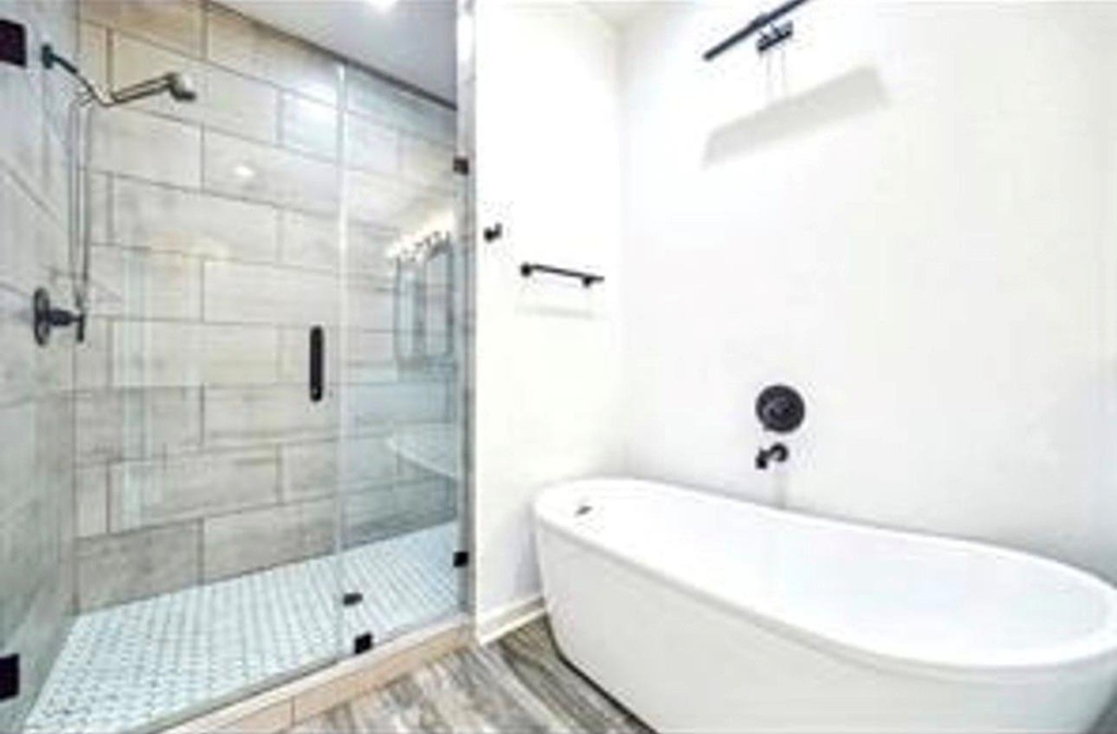 310 Connecticut Street - Photo 2