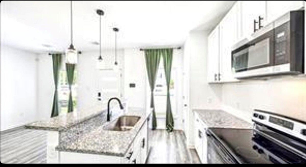 310 Connecticut Street - Photo 1