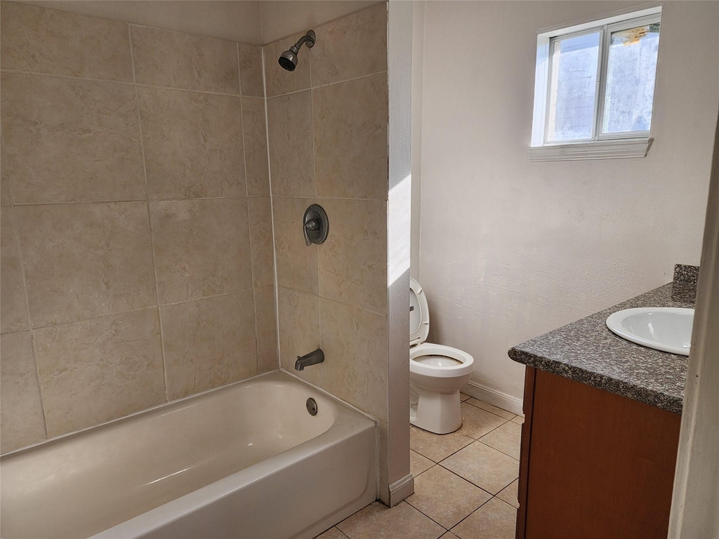 8531 Hiawatha Drive - Photo 18