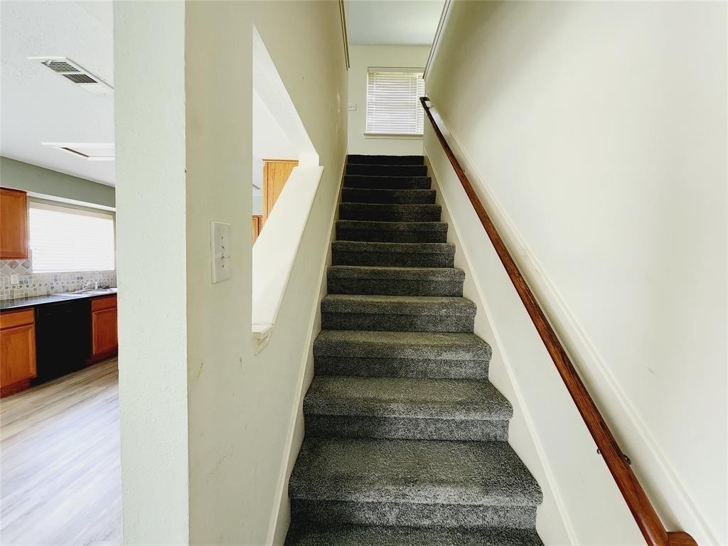 3115 Astor Court - Photo 11