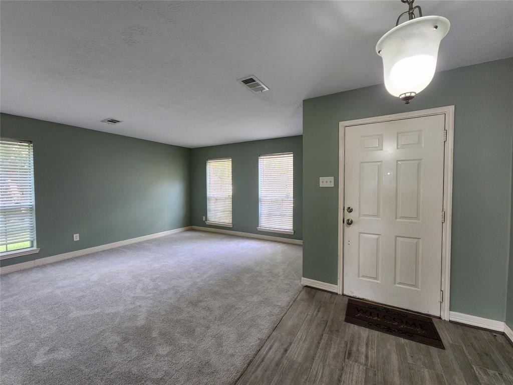 3115 Astor Court - Photo 2