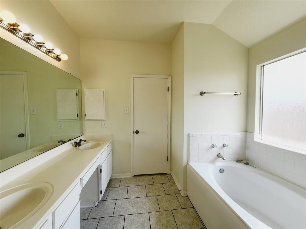 3115 Astor Court - Photo 22